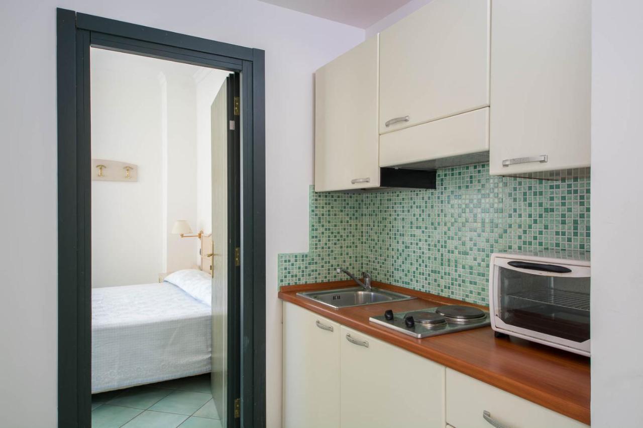 مايوري La Residenza Aparthotel المظهر الخارجي الصورة
