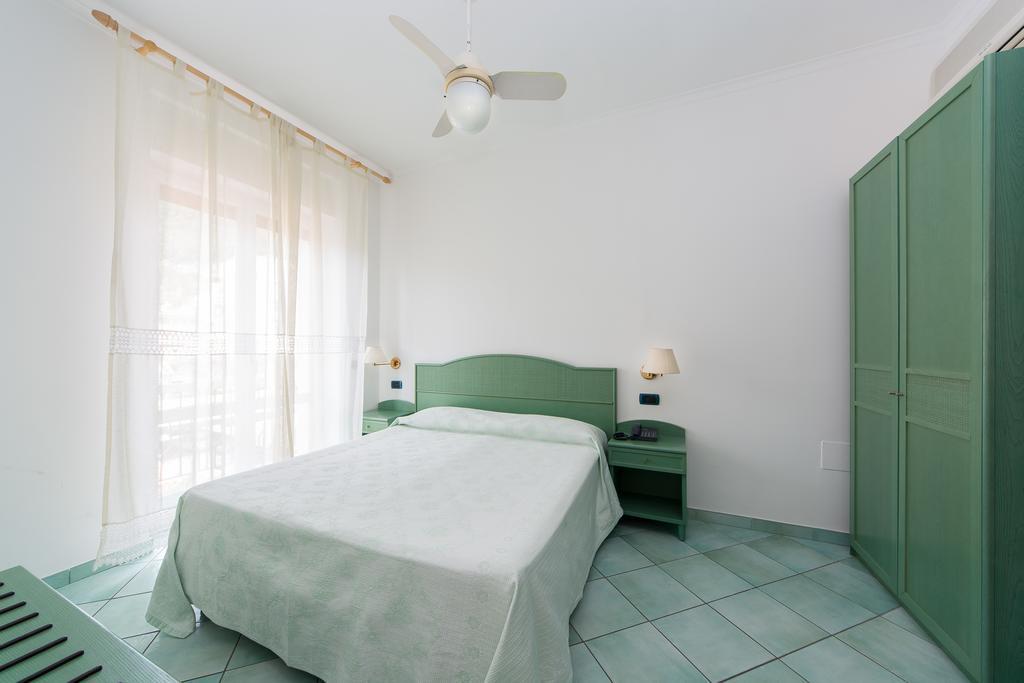مايوري La Residenza Aparthotel المظهر الخارجي الصورة